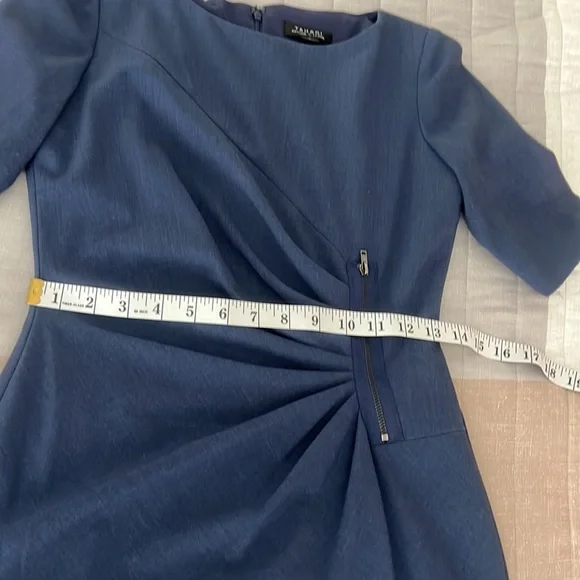(TAHARI) ladies stretch dress size 2 never worn - Picture 7 of 11